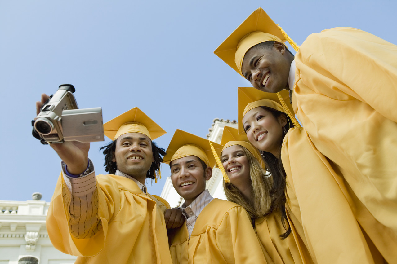 graduates2